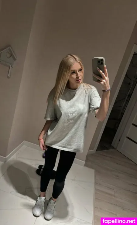 Lisa Knows OnlyFans Thumbnail #89Pxqryfiv