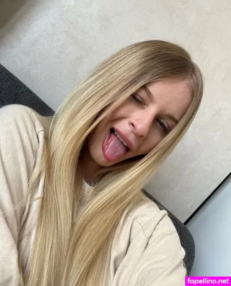 Lisa Knows OnlyFans Thumbnail #tu9Q4Quij3