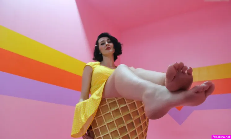 Lisa Licentia 1 OnlyFans Thumbnail #KQfibCMmBM
