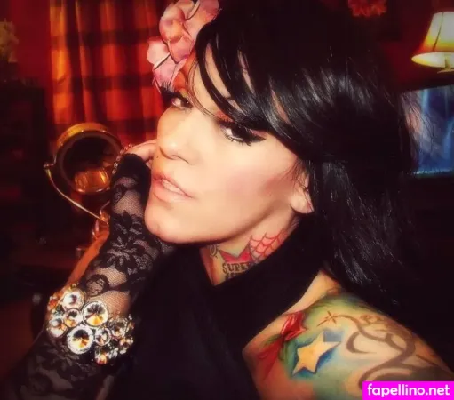 Lisa Love 2 OnlyFans Thumbnail #d538d2w5nr