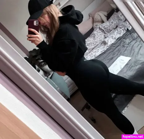 Lisa Lth OnlyFans Thumbnail #V5hmQ4ZUxX