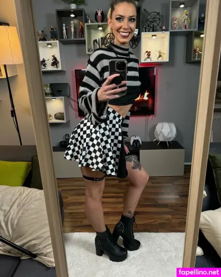 Lisa Luchs OnlyFans Thumbnail #KouEvdaUvo