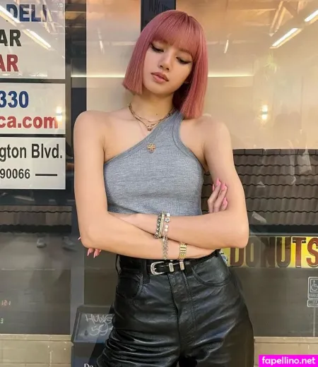 Lisa Manobal OnlyFans Thumbnail #t4SUxbzsts