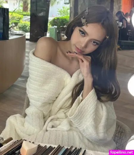 Lisa Manoban OnlyFans Thumbnail #7dHfnQLkGt