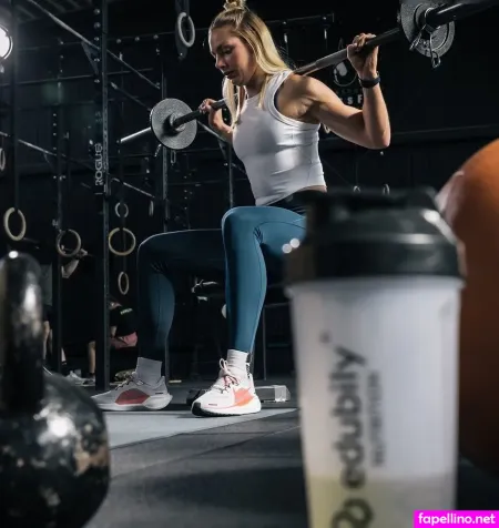 Lisa Mayer OnlyFans Thumbnail #3sXCC8ISM2