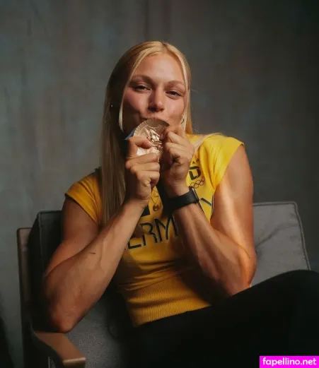 Lisa Mayer OnlyFans Thumbnail #nPtmd9RnIJ