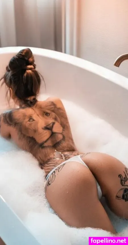 Lisa Mslz OnlyFans Thumbnail #Qm0RnAneEu
