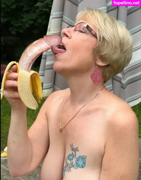Lisa Onthe Weekend OnlyFans Thumbnail #KRNKqGcbhY