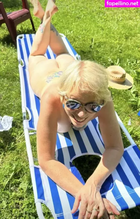 Lisa Onthe Weekend OnlyFans Thumbnail #KwOXcPP2hO