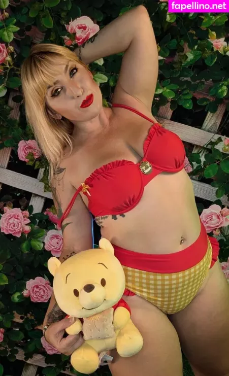 Lisa Pinelli OnlyFans Thumbnail #uhKmjBzvfc