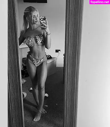 Lisa Price OnlyFans Thumbnail #4iVgipEXbl