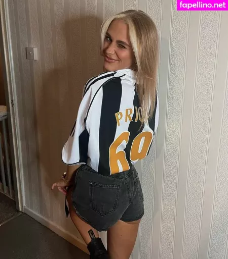 Lisa Price OnlyFans Thumbnail #jBN8cucco4