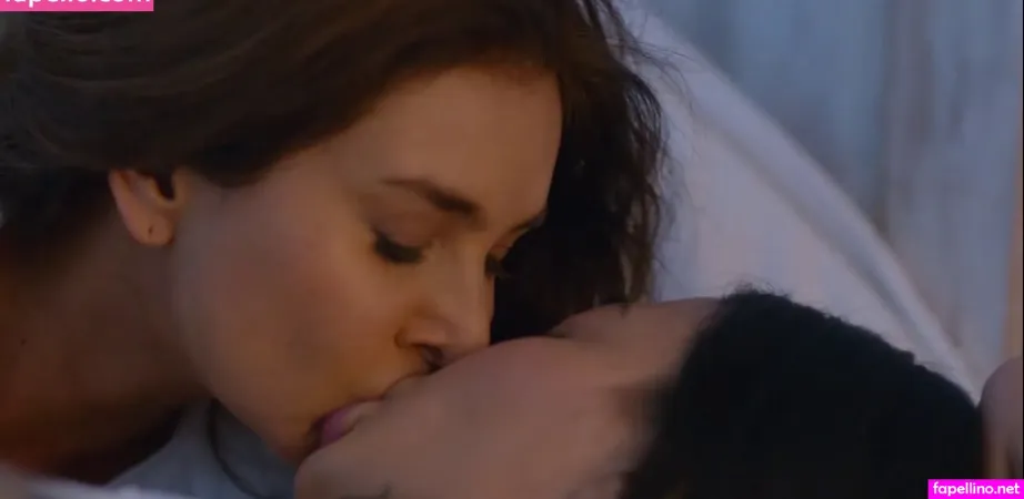 Lisa Ray OnlyFans Thumbnail #Em0BlY3Cm5