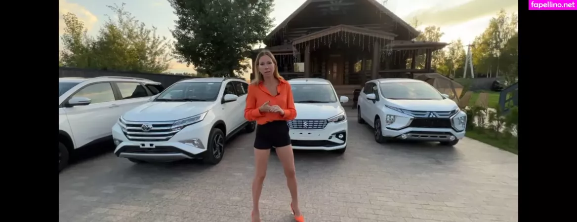 Lisa Rulit OnlyFans Thumbnail #xr8f73s7O6