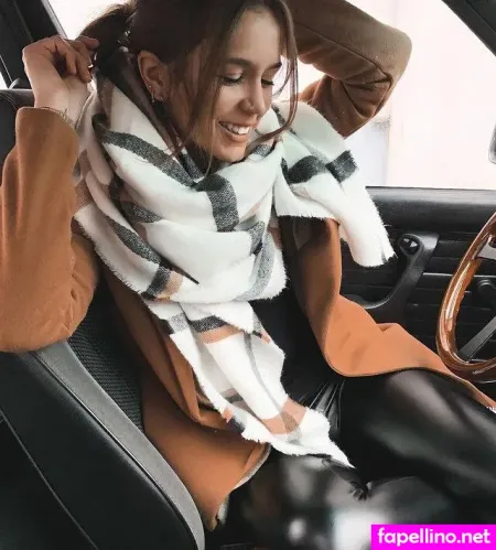 Lisa Srmst OnlyFans Thumbnail #BmUNmdZLIW