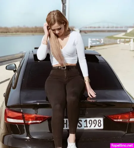 Lisa Srmst OnlyFans Thumbnail #RP6RbxeZEp