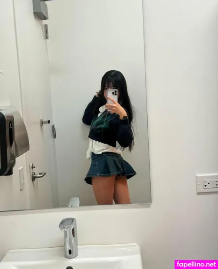 Lisa Tung OnlyFans Thumbnail #2PGt4CmaUw