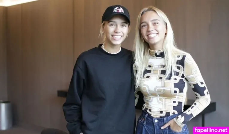 Lisa Und Lena OnlyFans Thumbnail #sxhWrhBH7n