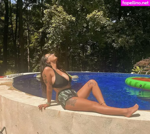 Lisa Unterman OnlyFans Thumbnail #5EsKYggXib