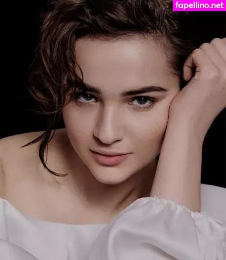 Lisa Vicari OnlyFans Thumbnail #O5BNf9r5A4