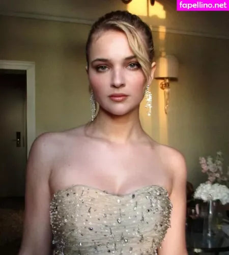 Lisa Vicari OnlyFans Thumbnail #hvA7M3jY7f