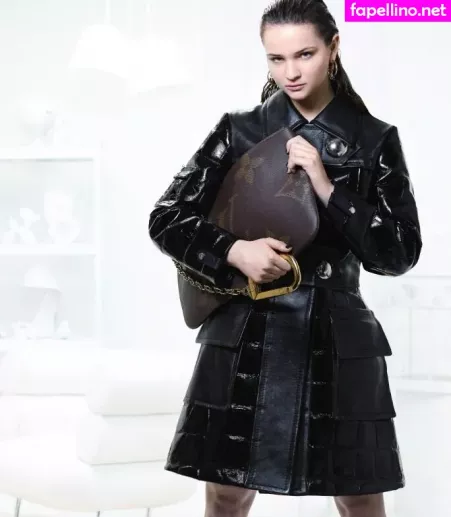 Lisa Vicari OnlyFans Thumbnail #lHX5pjO41V