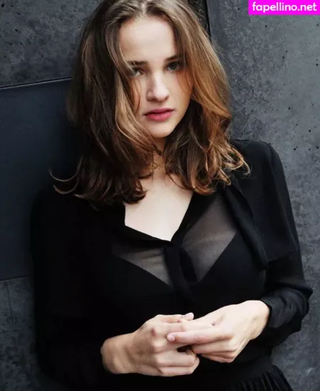 Lisa Vicari OnlyFans Thumbnail #mzI4yNYEnr