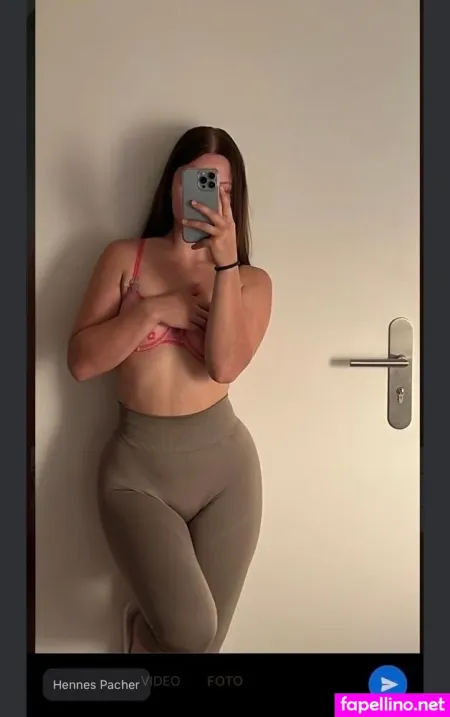 Lisaa Moto OnlyFans Thumbnail #eY1EdQsaMg