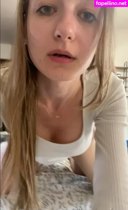 Lisaderefree OnlyFans Thumbnail #Ys7uB9r9hx