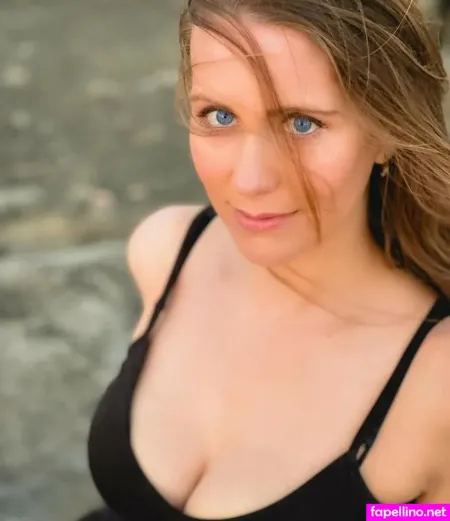 Lisah Silfwer OnlyFans Thumbnail #4Uucw5U0Tv