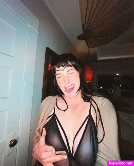 Lisahoneybae OnlyFans Thumbnail #03haF1P36t