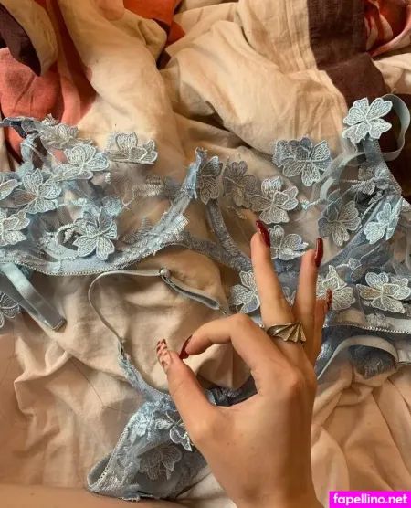 Lisakiss OnlyFans Thumbnail #jiL5gt8WKb