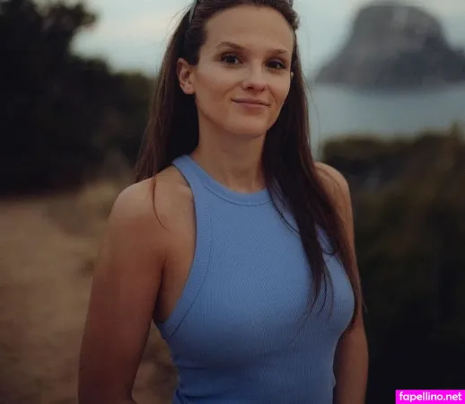 Lisamjung OnlyFans Thumbnail #UjWIUYSWDc