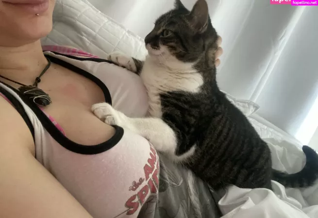 Lisasayshello OnlyFans Thumbnail #7iv1aPzclV