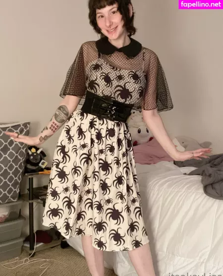 Lisasayshello OnlyFans Thumbnail #KAkqnVsaSb