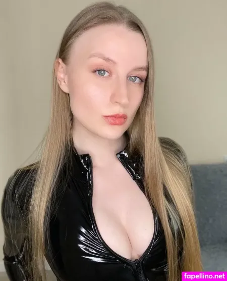 Lisastorm OnlyFans Thumbnail #3wyITKK6ST