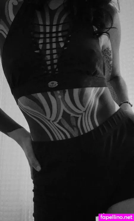 Lisbeth Mueller OnlyFans Thumbnail #QhGrghVeMi