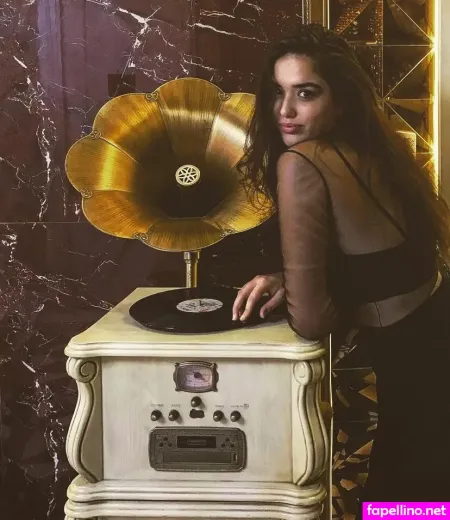 Liseli Eda OnlyFans Thumbnail #j6BRbUVlZP