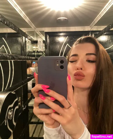 Lisofi OnlyFans Thumbnail #AAkLcnnUBn