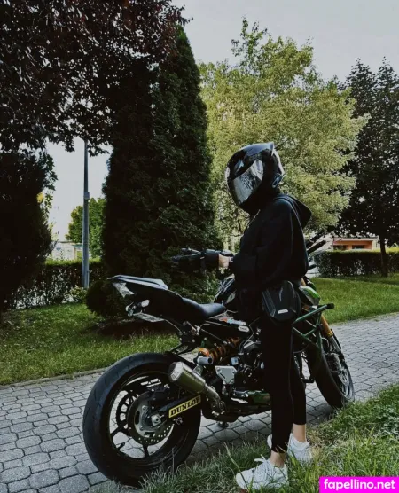 Lissa Alina OnlyFans Thumbnail #KnYGBj5Ryo