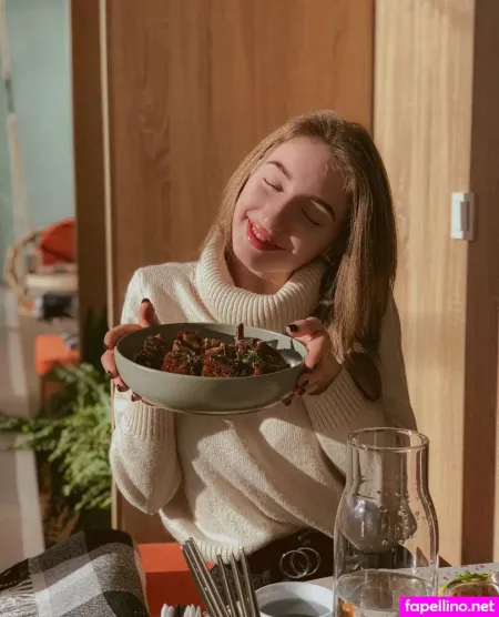 Lissa Alina OnlyFans Thumbnail #wocooKAPkW