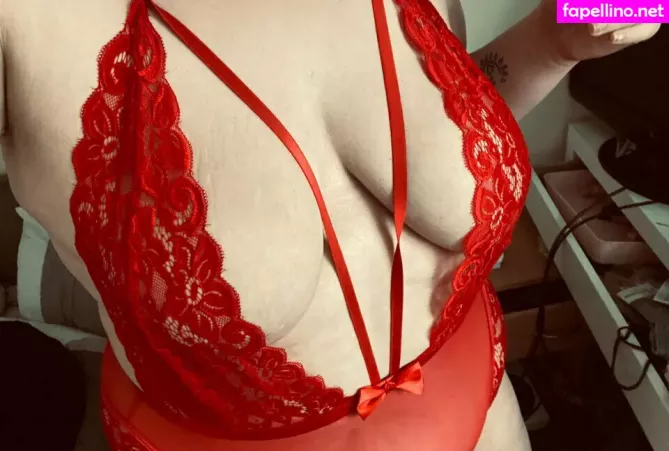 Lissywhu OnlyFans Thumbnail #CmnPcGGGUb