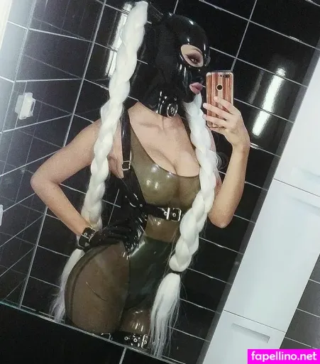 Lita Viara Latex Lita OnlyFans Thumbnail #DploH8Ha7w