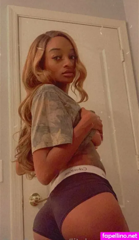 Litchocolate18 OnlyFans Thumbnail #LGbk0yiRk7