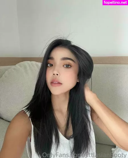 Littlasianbooty OnlyFans Thumbnail #b7ENESyLvv