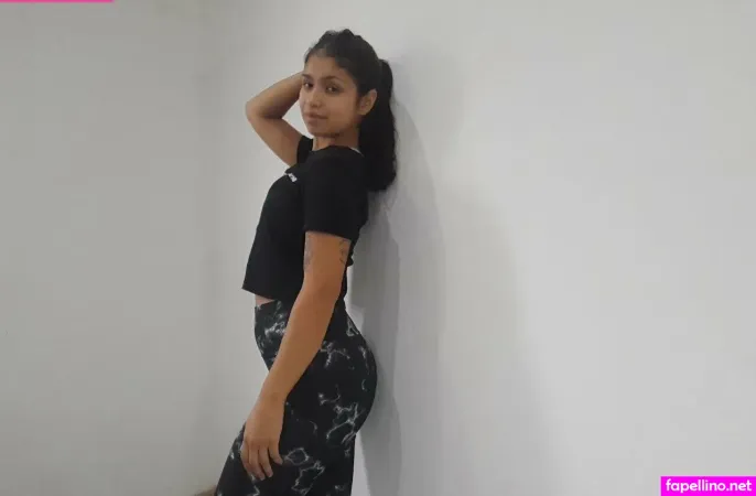 Little Angie OnlyFans Thumbnail #J9urhO0MWM