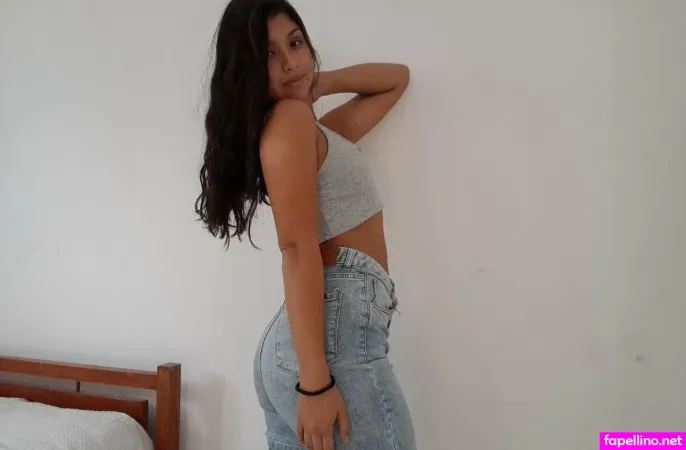 Little Angie OnlyFans Thumbnail #TO1SvZCwIz
