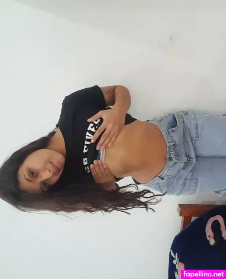 Little Angie OnlyFans Thumbnail #p1MU2On1Ps