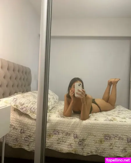 Little Ava 1 OnlyFans Thumbnail #A4R8r1KwzJ