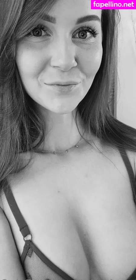 Little Bee Free OnlyFans Thumbnail #MQgXpbpaIF